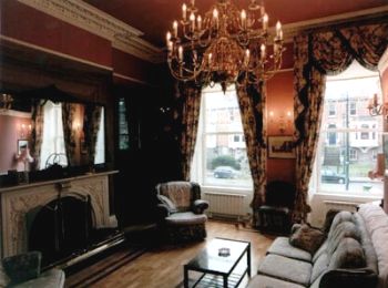Roxford Lodge Hotel, 
46 Northumberland Road, 
Ballsbridge, 
Dublin 4