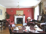 Askill B&B, 
86 Stillorgan Grove, 
Blackrock, 
Co. Dublin,
Irlanda