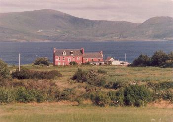 Ballinskelligs Inn,
Ballinskelligs,
Killarney,
Co. Kerry, 
Irlanda