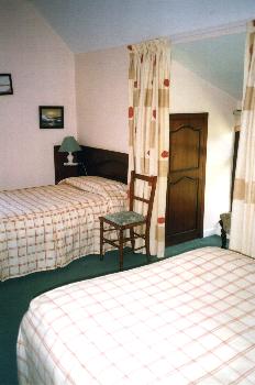 Ceol na Habhann, 
Tralee road, 
Listowel, 
Co. Kerry.