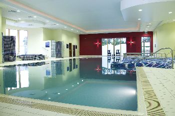 Springhill Court Hotel, 
Waterford Road,
Kilkenny City,
Co. Kilkenny,
Irland