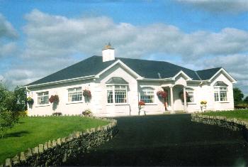 Faughan View B&B, 
Fordstown,
Kells,
Co. Meath,
Ireland.