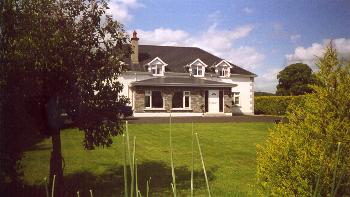Foxford Farmhouse, 
Foxford, 
Bansha, 
Co. Tipperary.