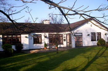 San Giovanni B&B,
Ballykisteen,
Limerick Junction, 
 Co. Tipperary.