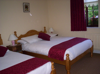 San Giovanni B&B,
Ballykisteen,
Limerick Junction, 
 Co. Tipperary.