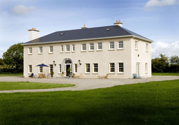 Rathellen House,
Raheen, 
Guest House,
Bansha, 
Co. Tipperary, 
Irland.