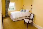 Rathellen House,
Guest House,
Raheen, 
Bansha,  
Co. Tipperary, 
Irland.