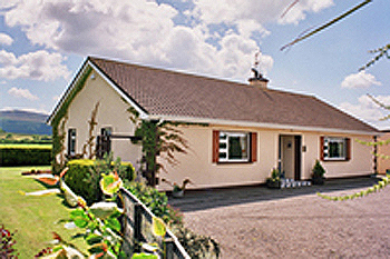 Derryclooney Lodge Holiday Home, 
Derryclooney, 
New inn, 
Cashel,
Co. Tipperary,
Irlanda