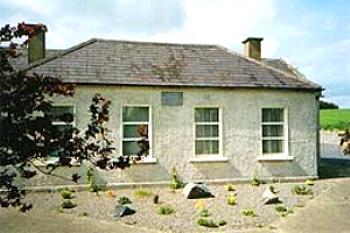 The Old School House Self Catering Accommodation, 
Ballycarron, 
Golden,
Cashel, 
Co. Tipperary,
Ireland