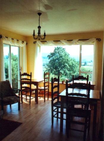 An t'Aoibhneas,
Sliabhcorrach, 
Hollywood, 
Co. Wicklow, Ireland.