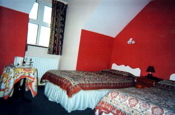 Cois na Sionna B&B,
Ferry Junction,
Killimer,
Kilrush, 
Co. Clare,
Irlanda