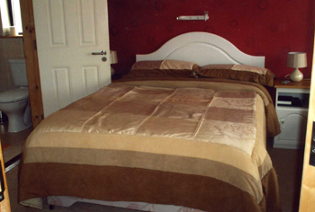 Palm Lodge B&B,
Limerick Road,
Mitchelstown, 
Co. Cork, 
Irlanda