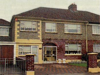 Springvale B&B,
69 Kincora Drive,
Off Kincora Grove,
Clontarf,
Dublin 3,
Irlanda