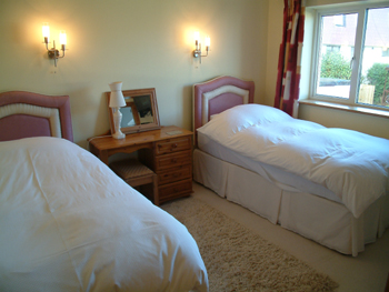 Claremount House B&B, 
Salthill, 
Co. Galway,
Irland.