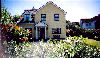 Clydagh B&B, 
Knocknacarra Road, 
Salthill, 
Co. Galway,
Irland.
