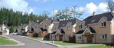 Elm Court Holiday Homes, 
20 Elm Court, 
Park Road, 
Killarney, 
Co. Kerry,
Irland