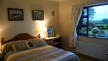 Hillcrest Country Home B&B,
Clonshire,
Croagh,
Adare,
Co. Limerick,
Irland.