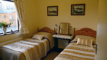 Hillcrest Country Home B&B,
Clonshire,
Croagh,
Adare,
Co. Limerick,
Irland.