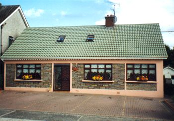Krakow Bed & Breakfast,
190 Ard Easmuinn,
Dundalk,
Co. Louth, 
Ireland