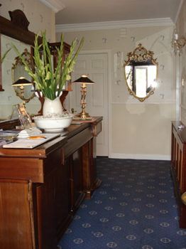 Krakow Bed & Breakfast,
190 Ard Easmuinn,
Dundalk,
Co. Louth, 
Ireland