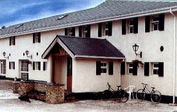Annaharvey Farm B&B,
Tullamore, 
Co. Offaly,
Irland
