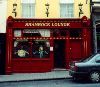 The Shamrock Lounge,
Castle Street,
Cahir,
Co. Tipperary,
Irlanda.