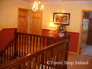 Ballykisteen Lodge B&B, 
Limerick Junction,
Monard, 
Co. Tipperary,
Irlande