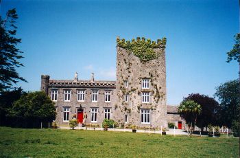 Killaghy Castle, 
Self Catering Accommodation,
Mullinahone, 
Thurles, 
Co. Tipperary,
Ireland