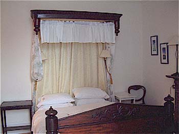 Mc Menamin's Townhouse B&B,
6 Glena Terrace,
Spawell Road,
Wexford,
Co. Wexford,
Irlanda