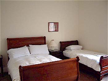 Mc Menamin's Townhouse B&B,
6 Glena Terrace,
Spawell Road,
Wexford,
Co. Wexford,
Irlanda